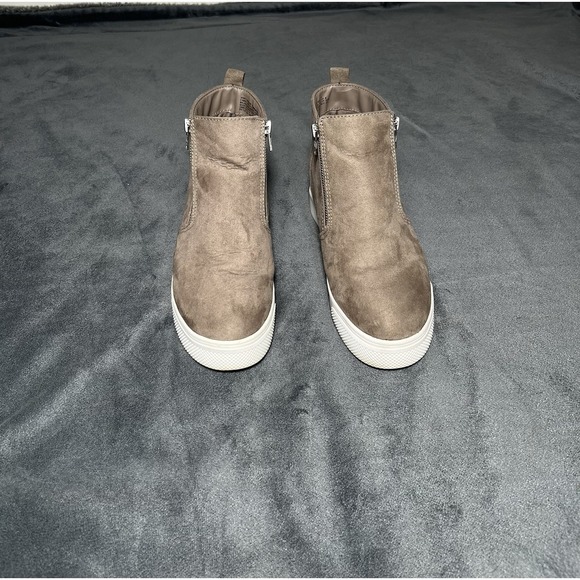 Time & Tru Memory Foam Women's Khaki Blush Suede Wedge Sneakers Size 8 W - Picture 3 of 12